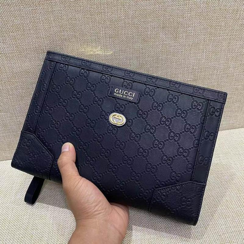 Gucci Wallets 23